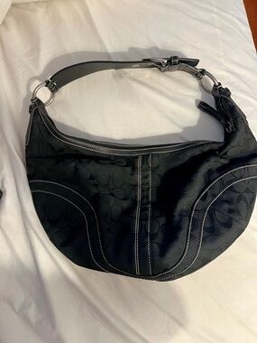 Vintage Coach jacquard Black Signature Canvas Hobo Bag size large-medium